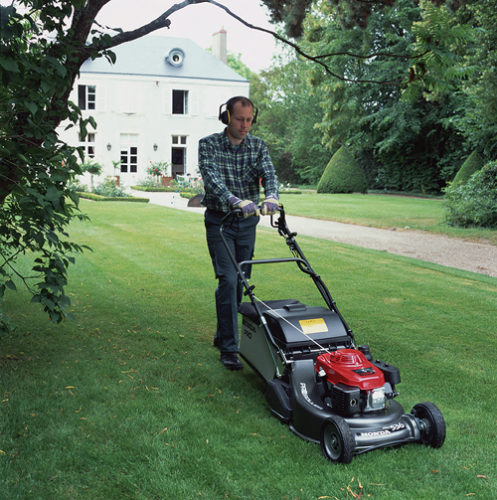 Lawn & Garden Equipment